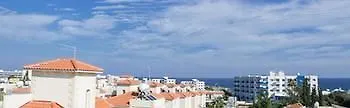 דירה פרוטאראס Oceanview Luxury Villa 058